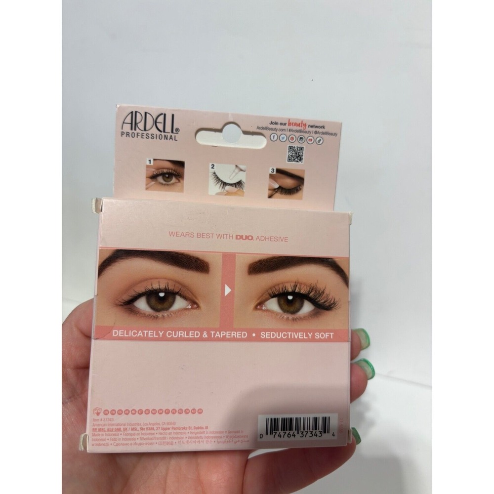 Ardell Naked Lashes 4 Pack 425 Lightweight Subtle Volume and Length - Picture 4 of 6
